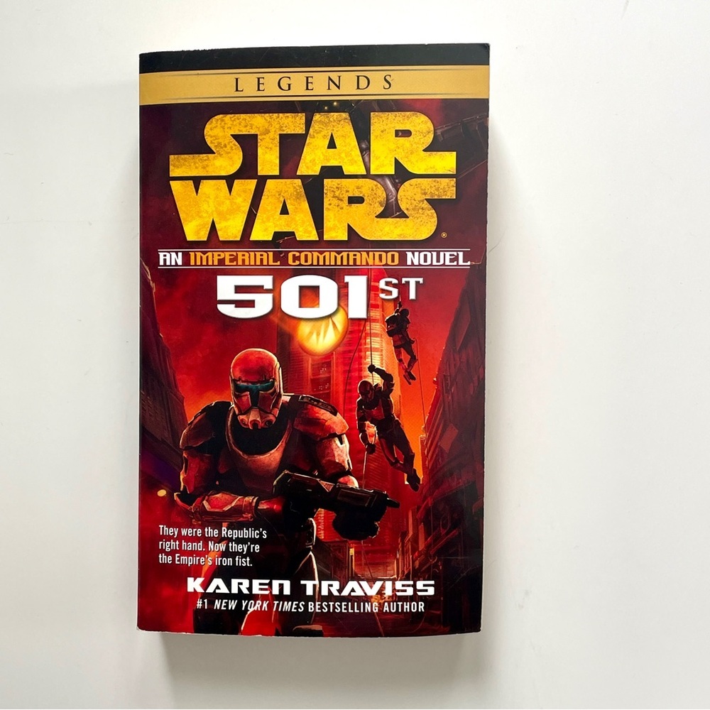 🎯3/$10 Paperback Book Star Wars An Imperial Commando Novel 501st Karen Traviss